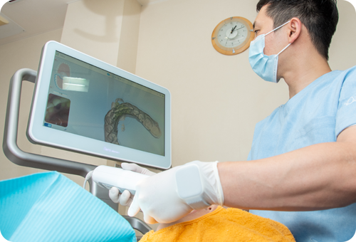 つめ物や、かぶせ物を装着